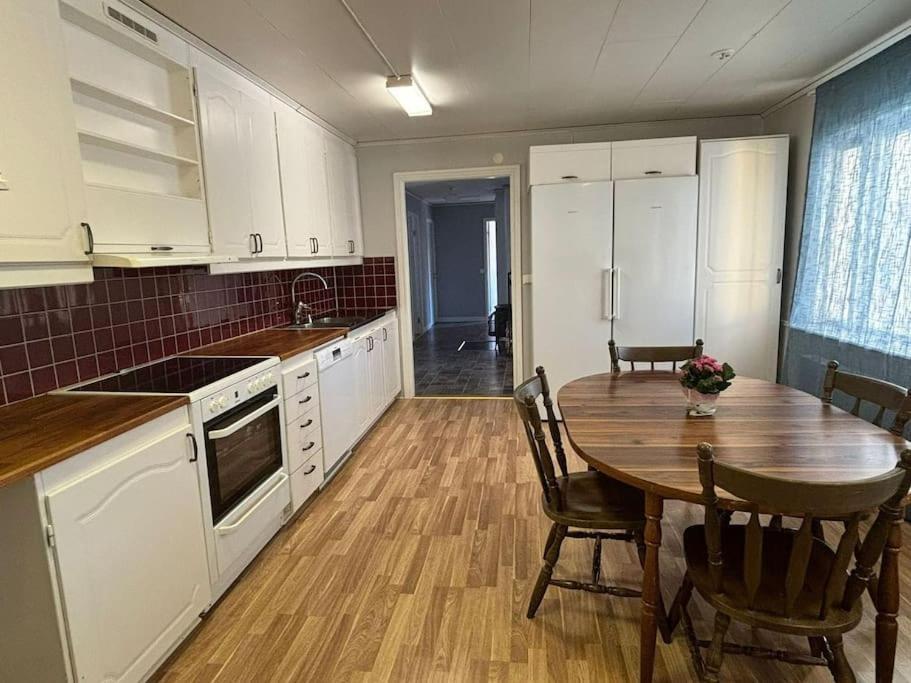 3Bdr Close To Nature A Beautiful Home Lake Nearby 乌普萨拉 外观 照片